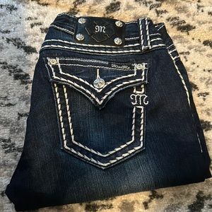Like new straight leg Miss Me jeans